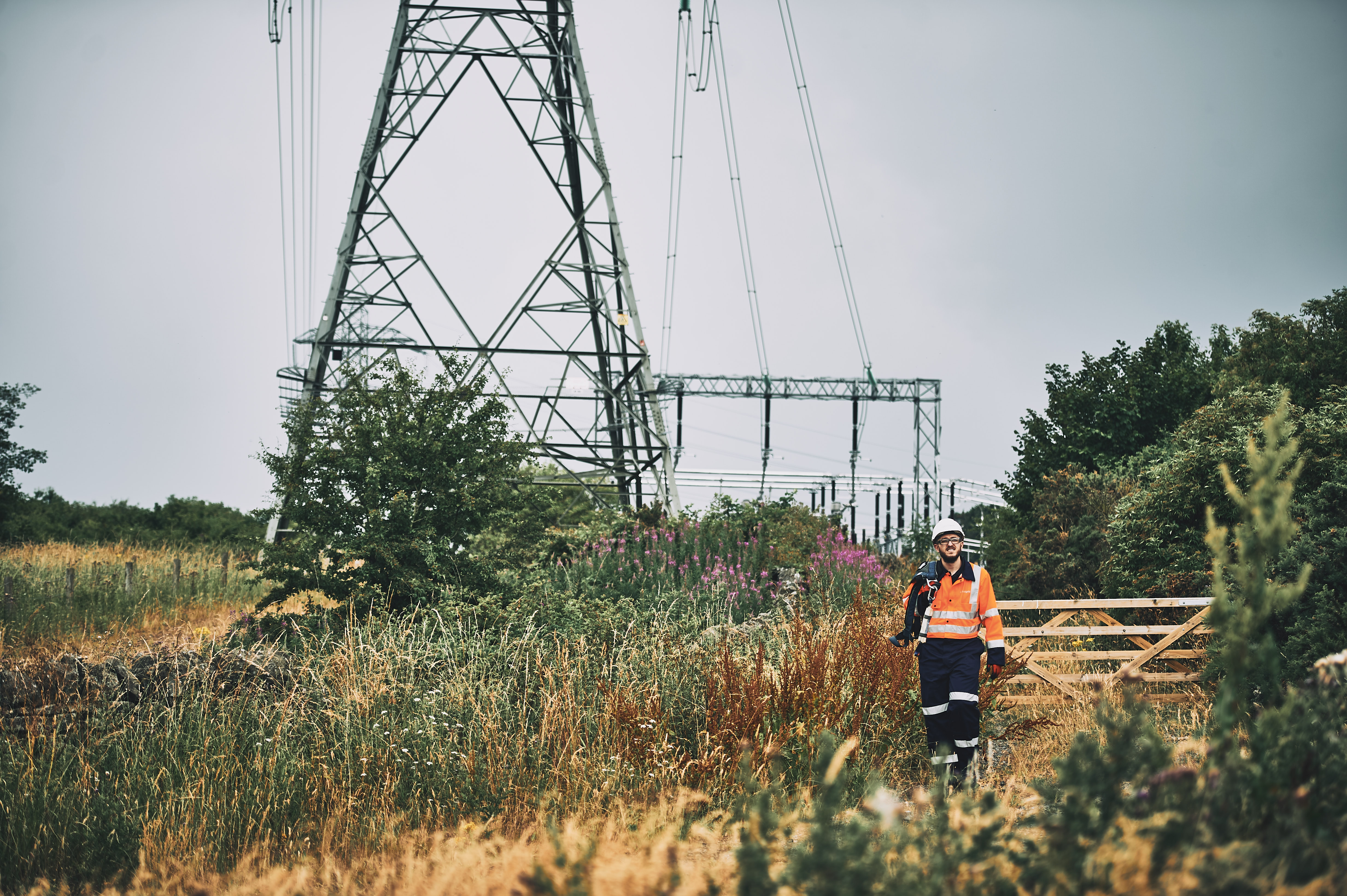 Fourstones pylon