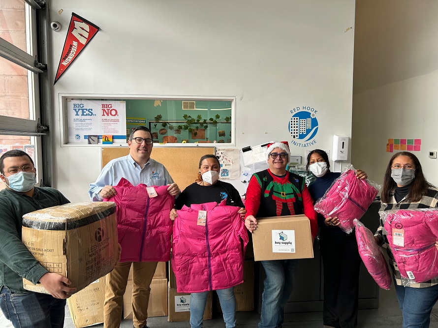 Donating 900 winter coats and 100 pairs of winter gloves