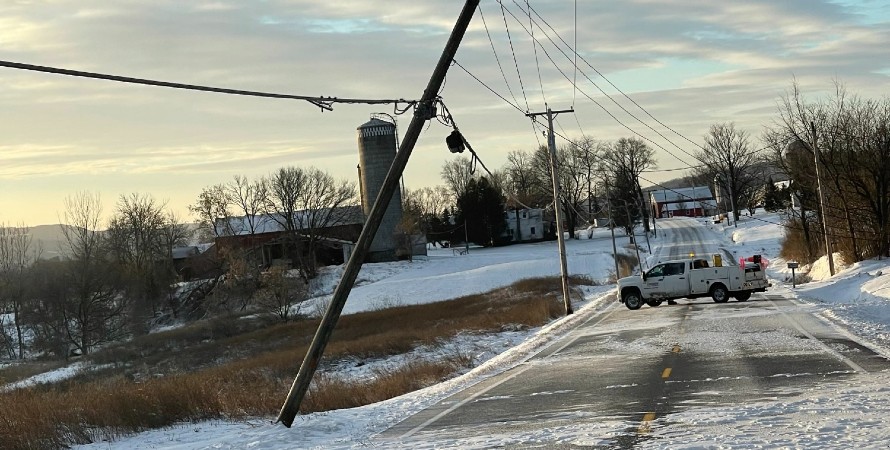 National Grid Restoring Power