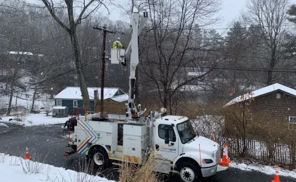 National Grid crew