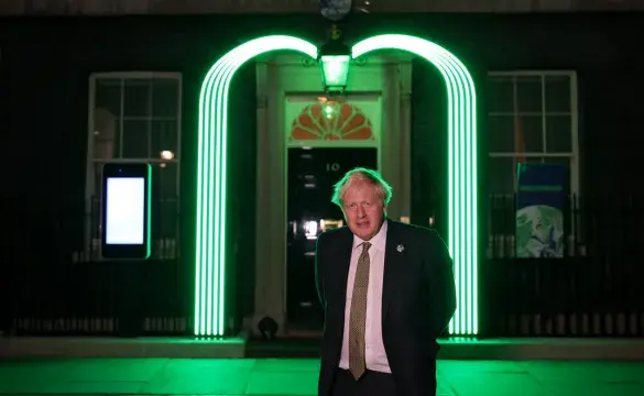 Green Light Signal Downing Street - Boris Johnson