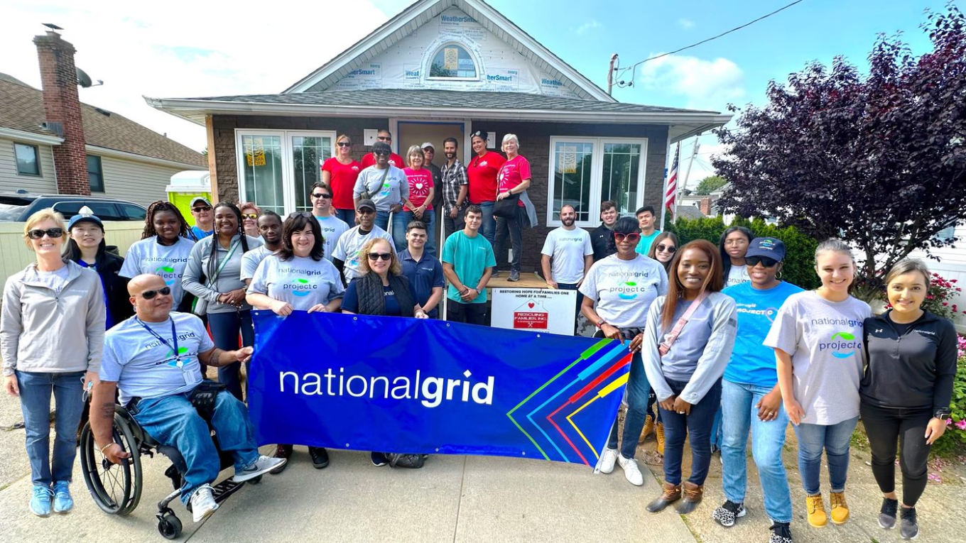 National Grid employee volunteers