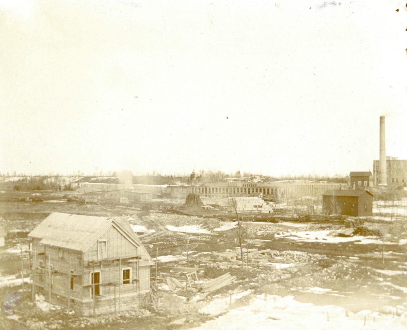 The St. Regis Paper mill in Deferiet under construction