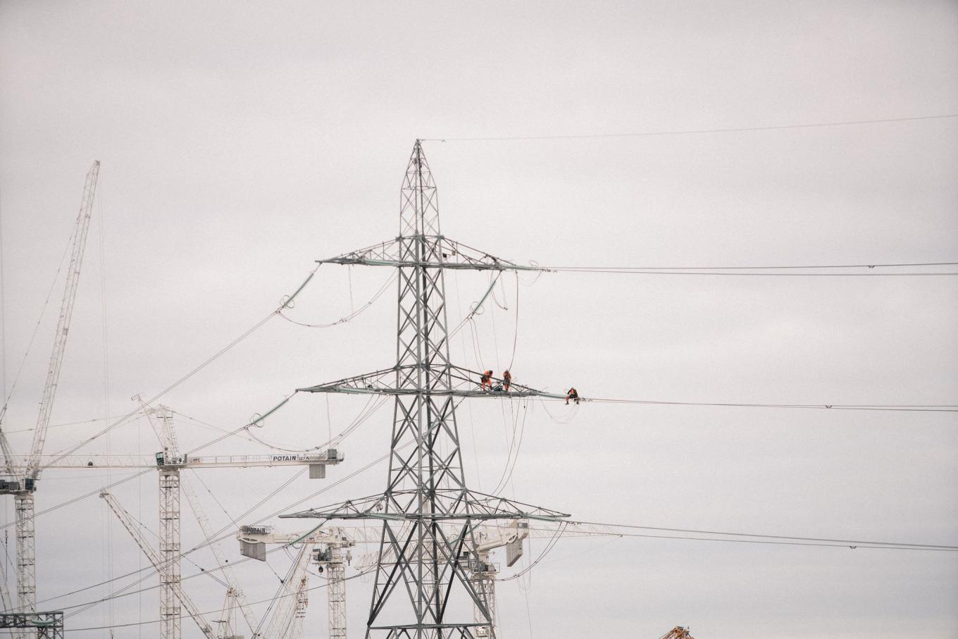 Overhead PowerLines
