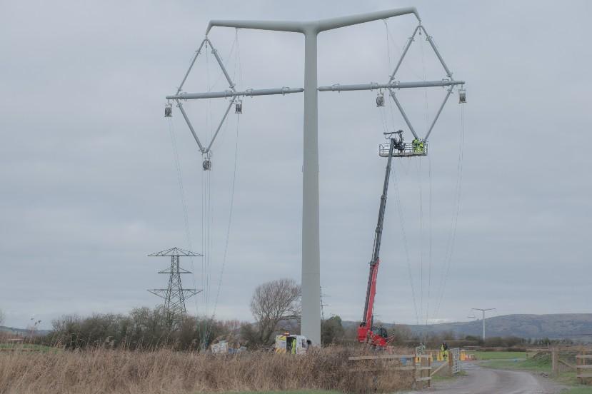 HCP - T-pylon stringing 11