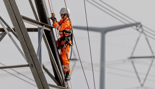 Climbing a pylon