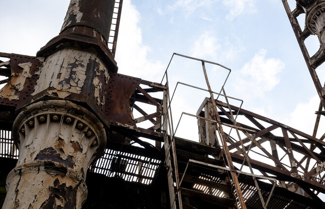 Close up of the Great Yarmouth Gas Holder ladder and crumbling paint
